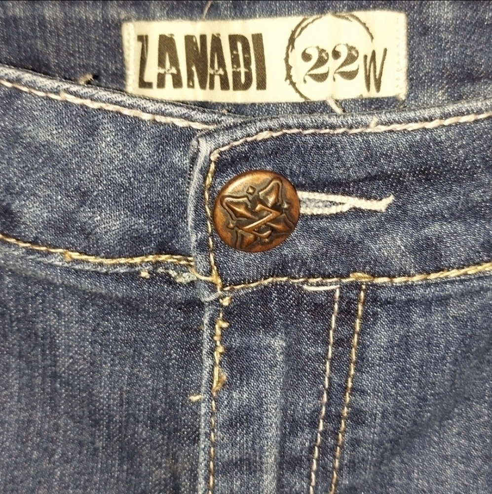 Zanadi shorts 22w - Picture 2 of 5